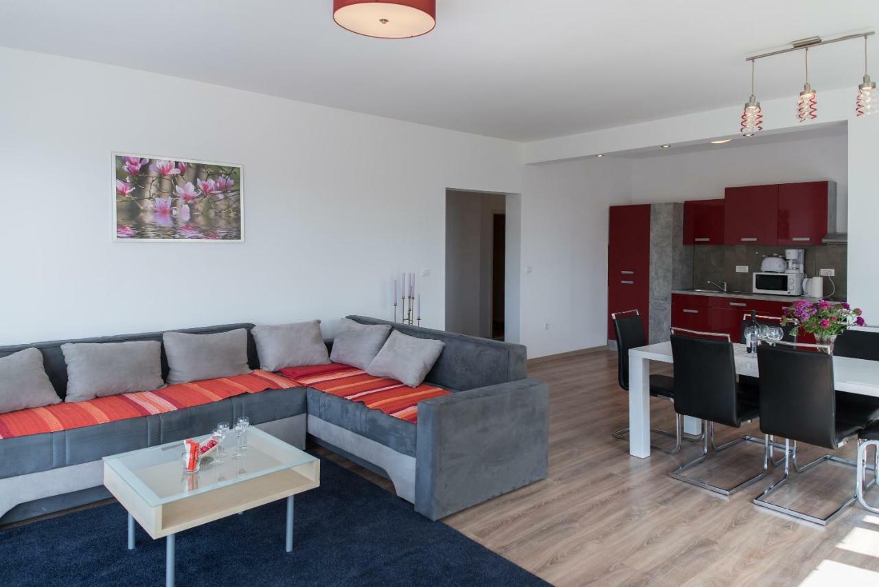 De Luxe Apartment Mediteran 2**** Zaton  Extérieur photo
