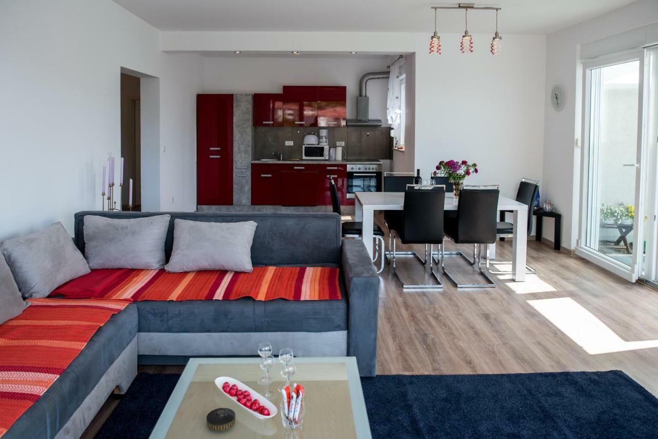 De Luxe Apartment Mediteran 2**** Zaton  Extérieur photo