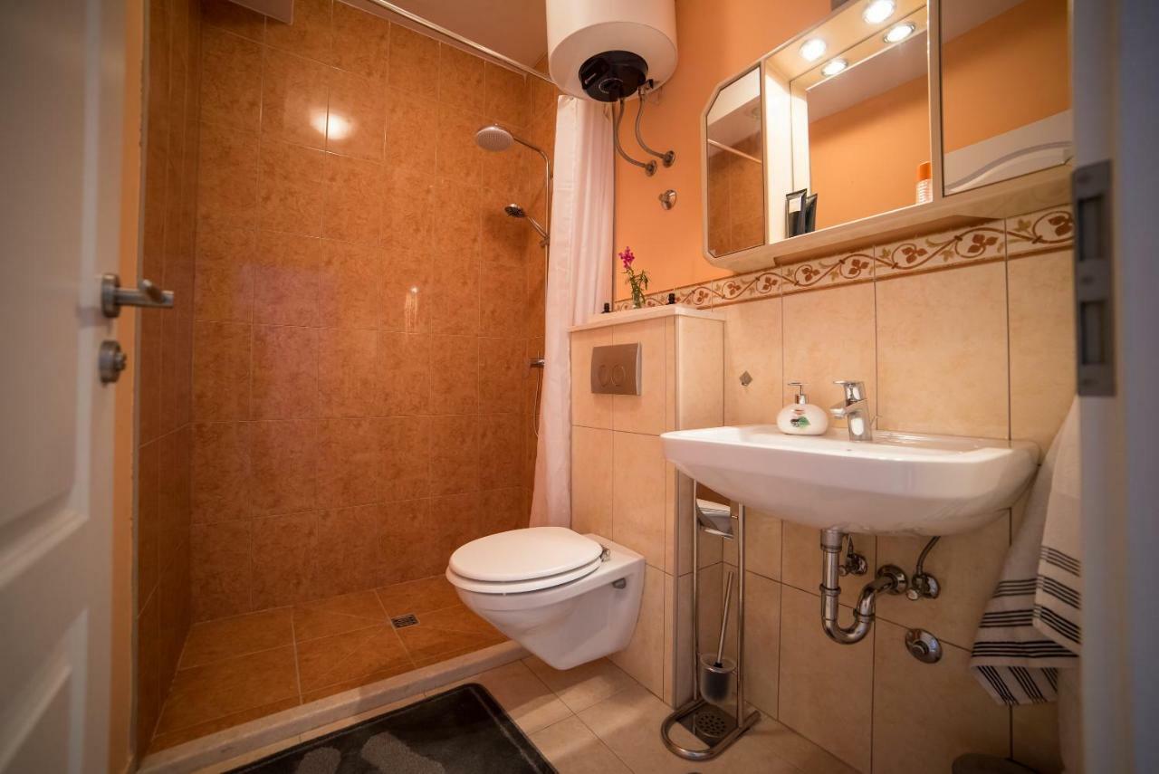 De Luxe Apartment Mediteran 2**** Zaton  Extérieur photo